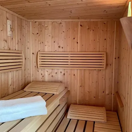La Legnania - With Sauna 4* Carate Urio
